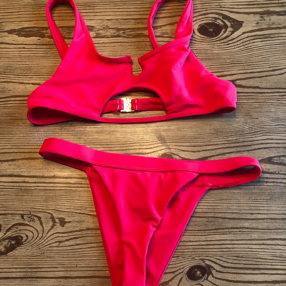 FashionNova never worn red bikini